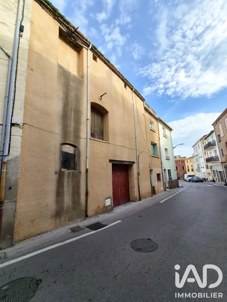 Maison 2 pièces 260 m² · à Pia · 260 m² · 119 000 €