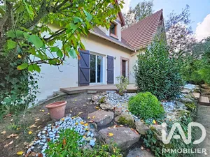 Traditional house in Saint-Fargeau-Ponthierry (77310)
