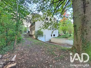 Maison traditionnelle à Saint-Fargeau-Ponthierry (77310)