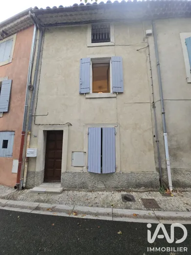 Immeuble à Pernes-les-Fontaines (84210)
