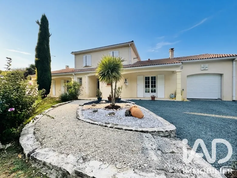 Maison 8 pièces 171 m² · à Saint-Sulpice-de-Royan · 171 m² · 518 000 €