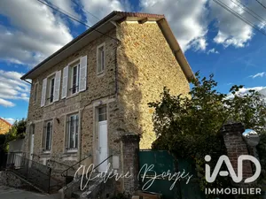 Appartement à Saints (77120)
