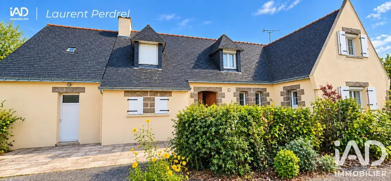 Maison 8 pièces 169 m² · à Allaire · 169 m² · 260 000 €