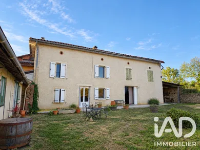 Maison de campagne à Montclar-de-Comminges (31220)