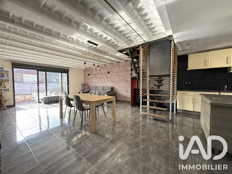 Maison 4 pièces 115 m² · à Hénin-Beaumont · 114,8 m² · 178 000 €