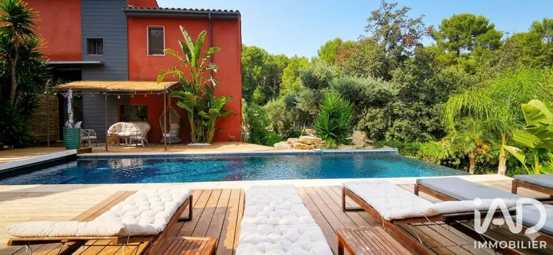 Maison 7 pièces 210 m² · à Sanary-sur-Mer · 210 m² · 1 750 000 €