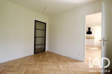 Apartment in Suresnes (92150)