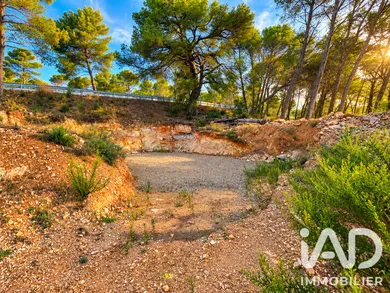 Terrain à bâtir à Salernes (83690)