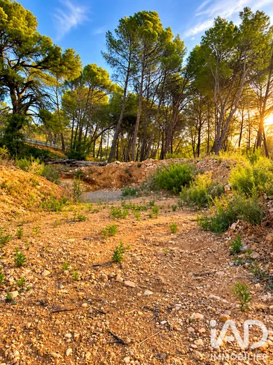 Terrain à bâtir à Salernes (83690)