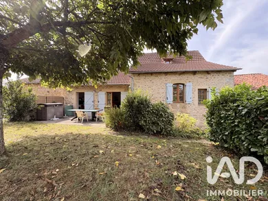 Maison de village à Saint-Jean-Lespinasse (46400)