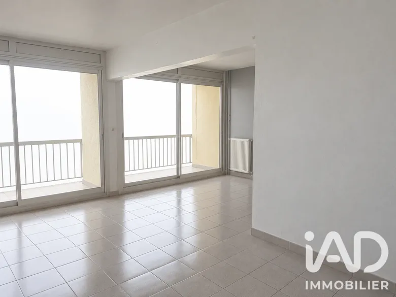 Appartement 4 pièces 97 m² · à Berre-l'Étang · 97 m² · 240 000 €