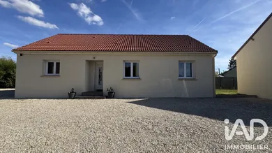 Maison à Saint-Oulph (10170)