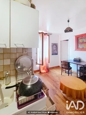 Apartment in Paris (75019)