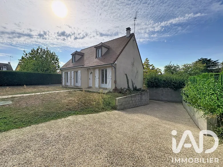 Maison 7 pièces 140 m² · à Cerny · 140 m² · 359 000 €