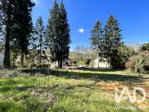 Terrain à bâtir à Béthemont-la-Forêt (95840)
