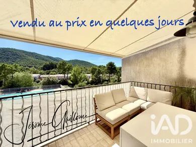 Appartement à la Mole (83310)