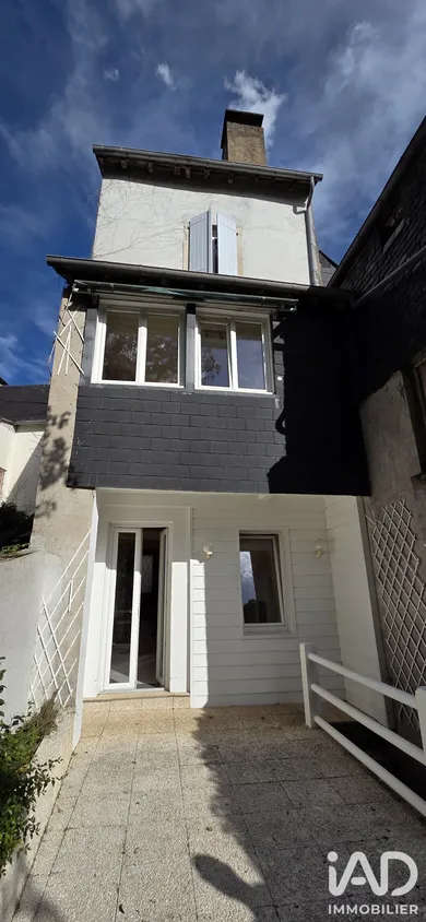 Townhouse in Oloron-Sainte-Marie (64400)