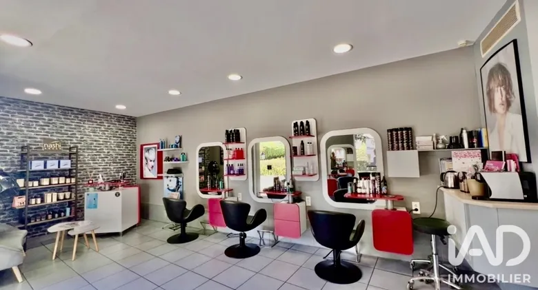 Local commercial 67 m² · à Cagnes-sur-Mer · 67 m² · 93 000 €