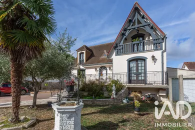 Maison à Sainte-Geneviève-des-Bois (91700)