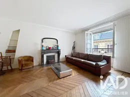 Apartment in Paris (75006)
