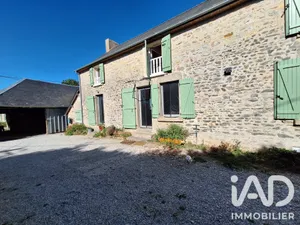 Maison de campagne à Gesvres (53370)