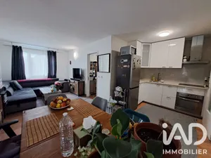 Apartment in Guyancourt (78280)