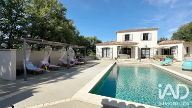 Maison à Robion (84440)