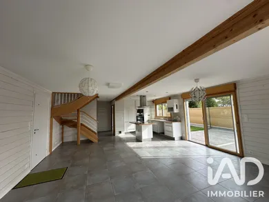 Maison à Donville-les-Bains (50350)