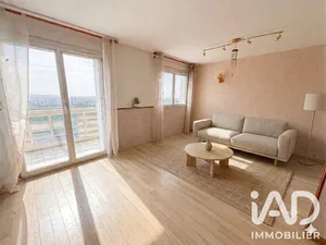 Apartment in Palaiseau (91120)