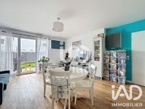 Apartment in Villecresnes (94440)