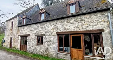 Maison à Meyronne (46200)