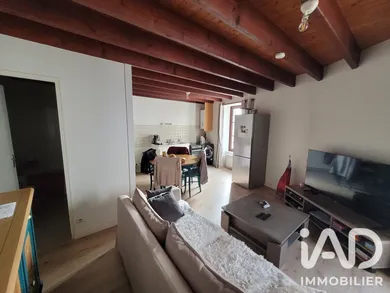 Appartement à Parthenay (79200)