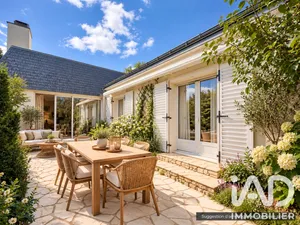 House in Angers (49000)