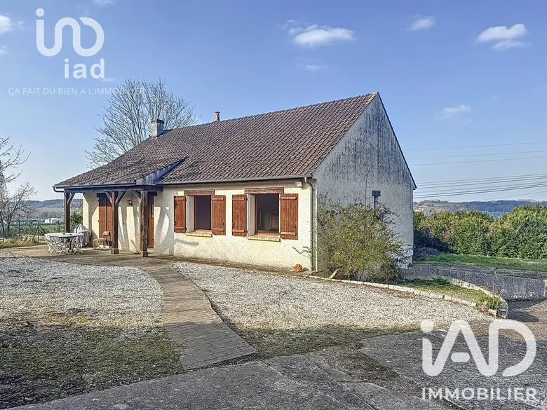 Maison 5 pièces 106 m² · à Château-Renard · 106 m² · 138 000 €