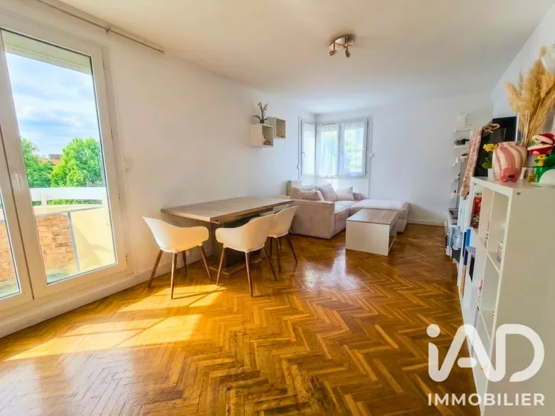 Appartement 2 pièces 56 m² · à Sainte-Geneviève-des-Bois · 56,5 m² · 152 000 €