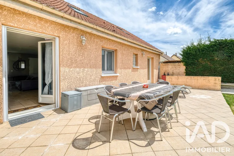 Maison 6 pièces 100 m² · à Villeroy · 100 m² · 325 000 €