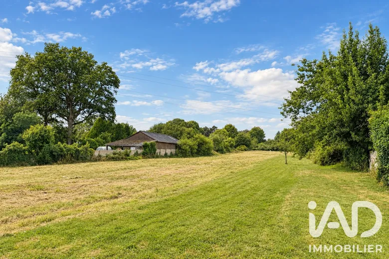 Terrain à Saint-Perreux (56350) · 124 300 €