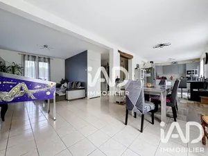 Traditional house in Michery (89140)