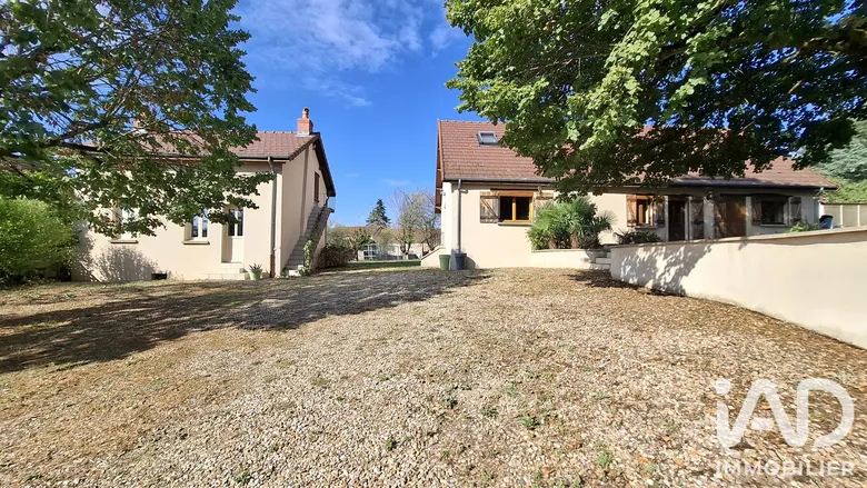 Maison 5 pièces 140 m² · à Saint-Agnan · 140 m² · 173 000 €