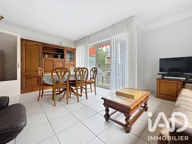Apartment in Cannes (06400)