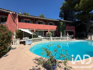 Lodge in Bormes-les-Mimosas (83230)