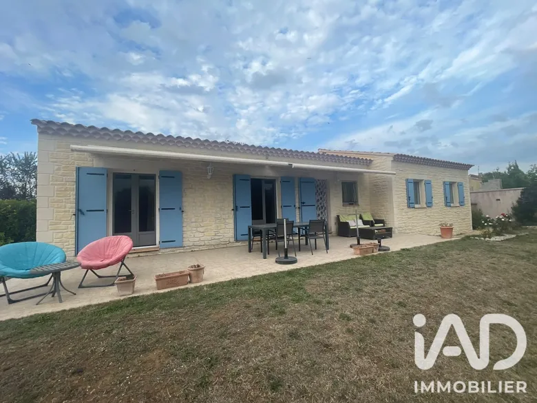 Maison 5 pièces 108 m² · à Rochefort-du-Gard · 108 m² · 415 000 €