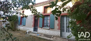 Maison de campagne à Coussegrey (10210)