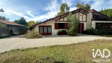 Maison traditionnelle à Arès (33740)