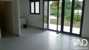 Appartement à Sainte-Geneviève-des-Bois (91700)