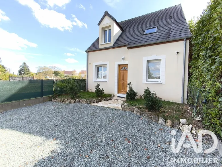 Maison 4 pièces 88 m² · à Thivars · 88 m² · 238 500 €