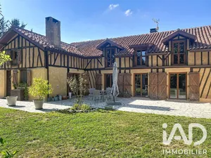 Maison de campagne à Magnan (32110)