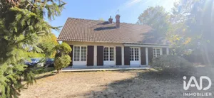 House in Poligny (77167)