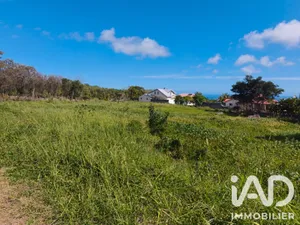 Terrain agricole à Saint-Pierre (97432)