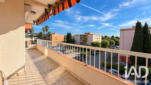 Appartement à Hyères (83400)